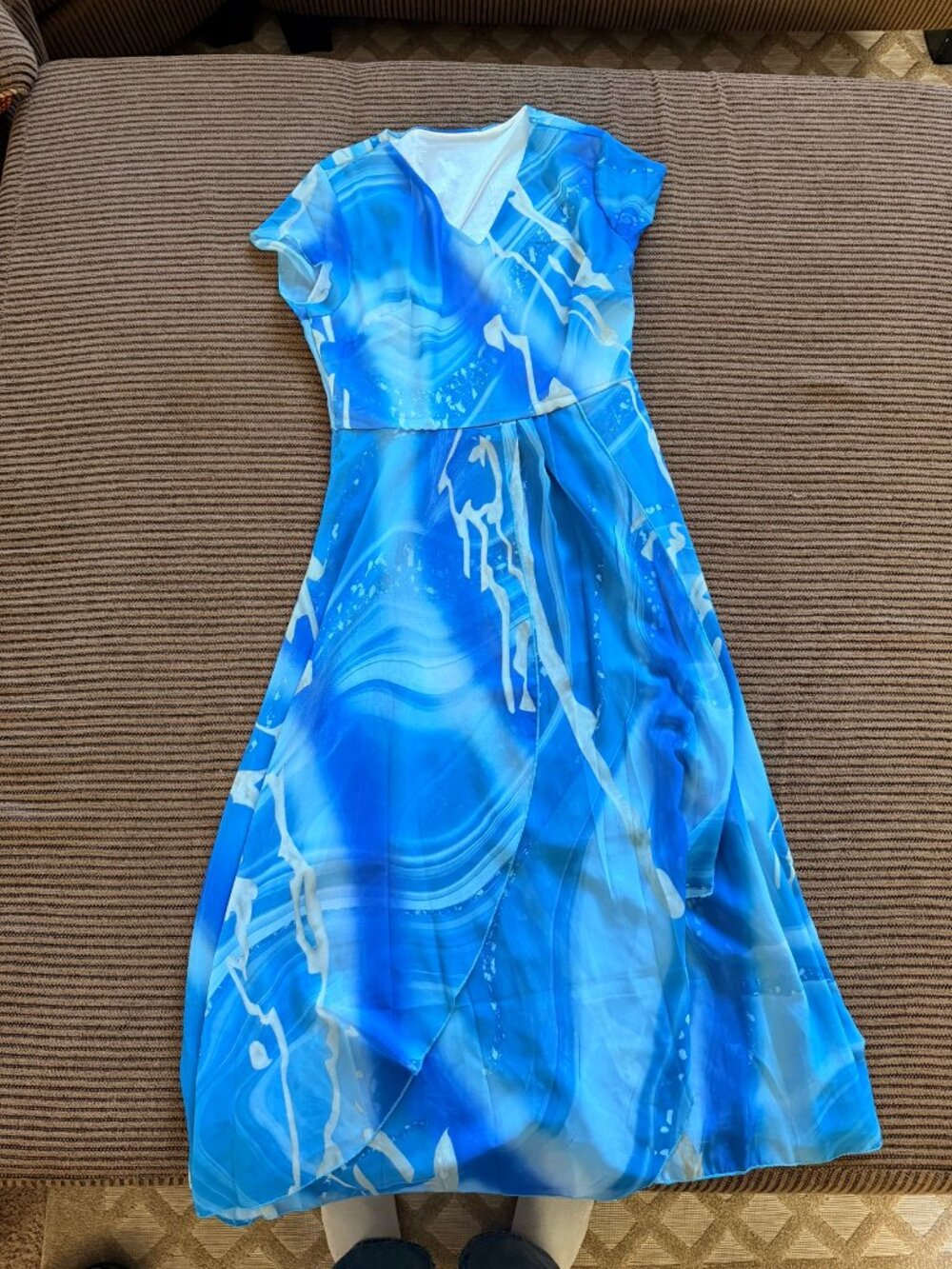Blue Marble Print V-Neck Midi Dress Size L
